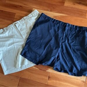 Oak Hill 2 pairs shorts Navy and khaki Shorts size 54